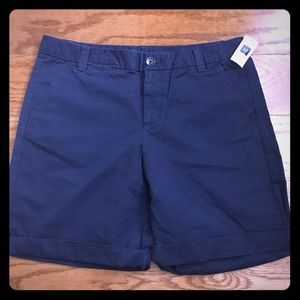 NWT GAP Boyfriend Roll Up Khaki Shorts sz 4